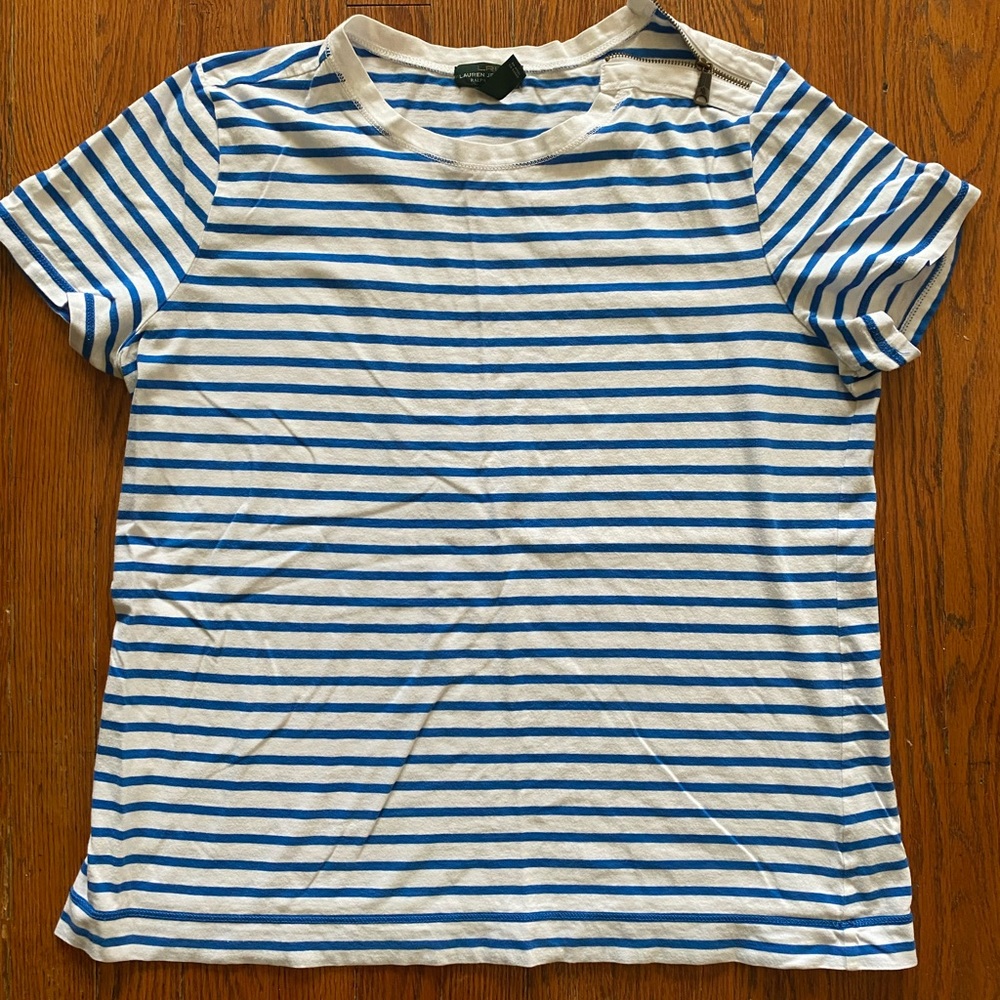 EUC Lauren Co tshirt